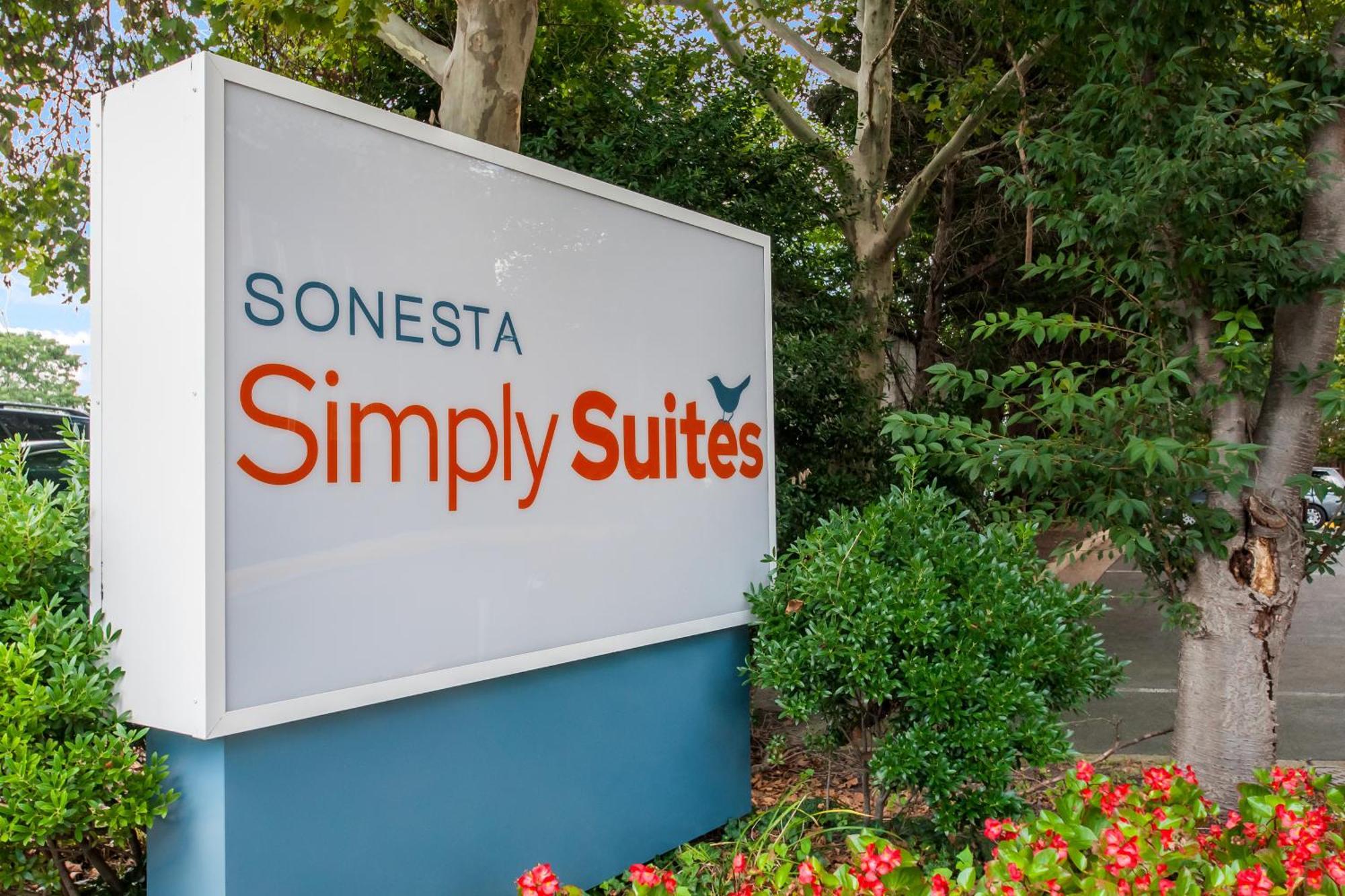 Sonesta Simply Suites Memphis East Poplar Pike מראה חיצוני תמונה