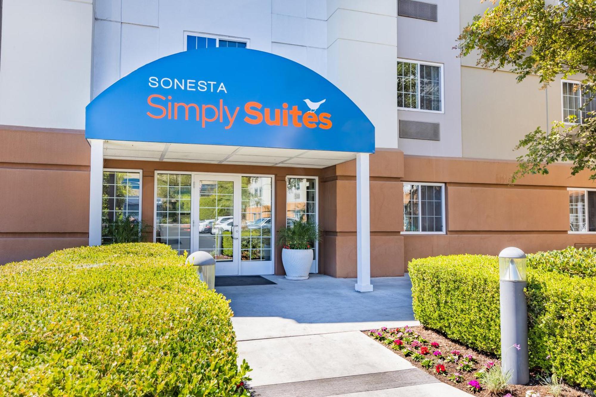 Sonesta Simply Suites Memphis East Poplar Pike מראה חיצוני תמונה