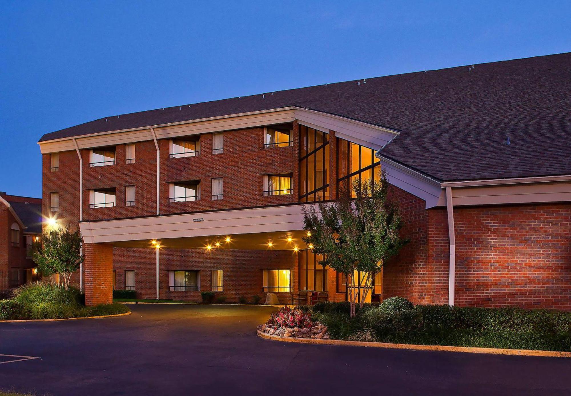 Sonesta Simply Suites Memphis East Poplar Pike מראה חיצוני תמונה