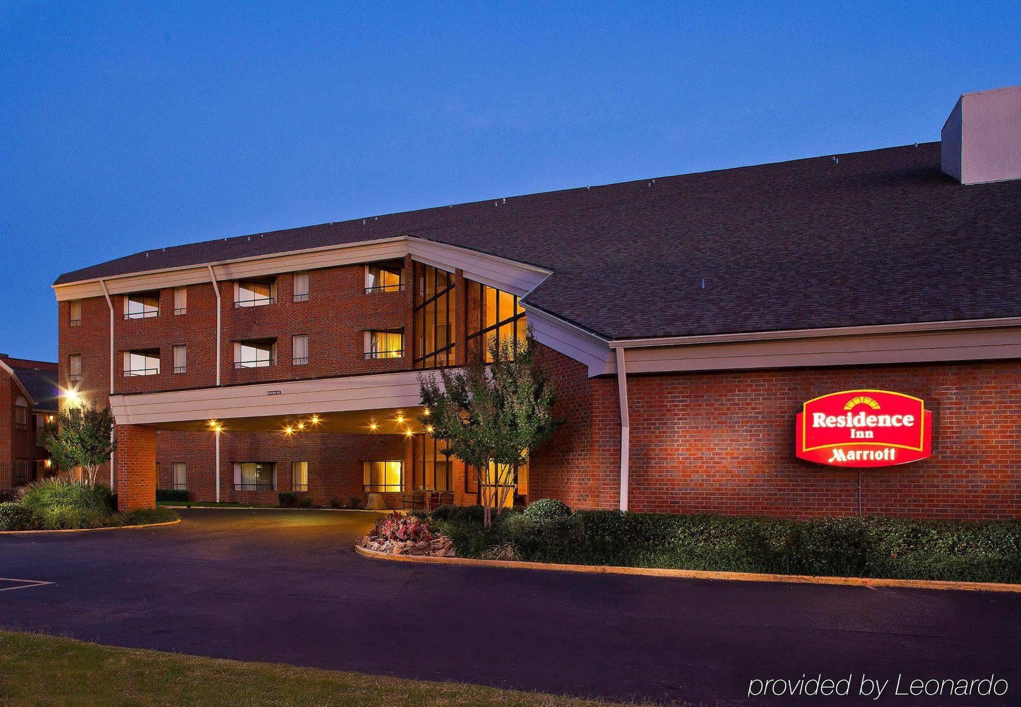 Sonesta Simply Suites Memphis East Poplar Pike מראה חיצוני תמונה