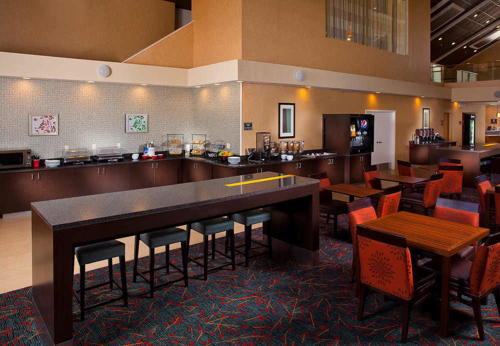 Sonesta Simply Suites Memphis East Poplar Pike מראה חיצוני תמונה