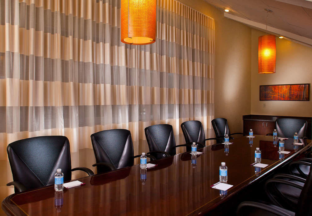 Sonesta Simply Suites Memphis East Poplar Pike מראה חיצוני תמונה